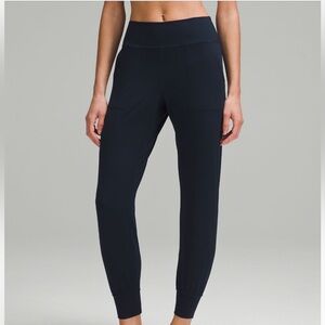 Navy blue Lululemon align crop joggers